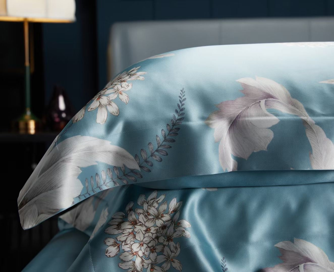 Refreshing - 25 Momme 4-Piece Pure Mulberry Silk Bed Linen Set