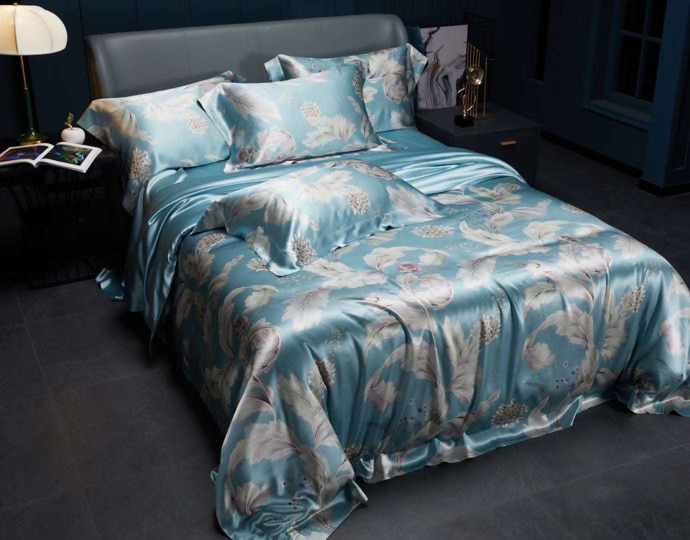 Refreshing - 25 Momme 4-Piece Pure Mulberry Silk Bed Linen Set